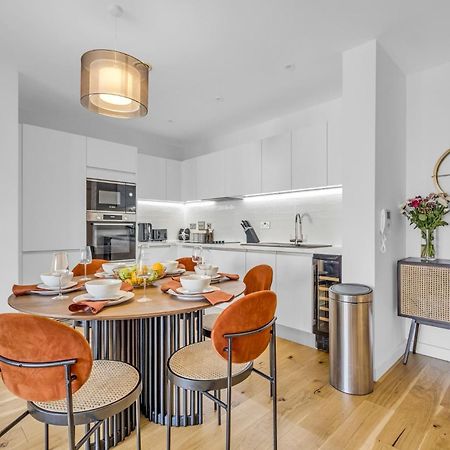 Luxurious & Glamorous Centrally Located 2 Bedroom 2 Bathroom Apartment - Central Birmingham - Secure Parking - Netflix Exterior foto