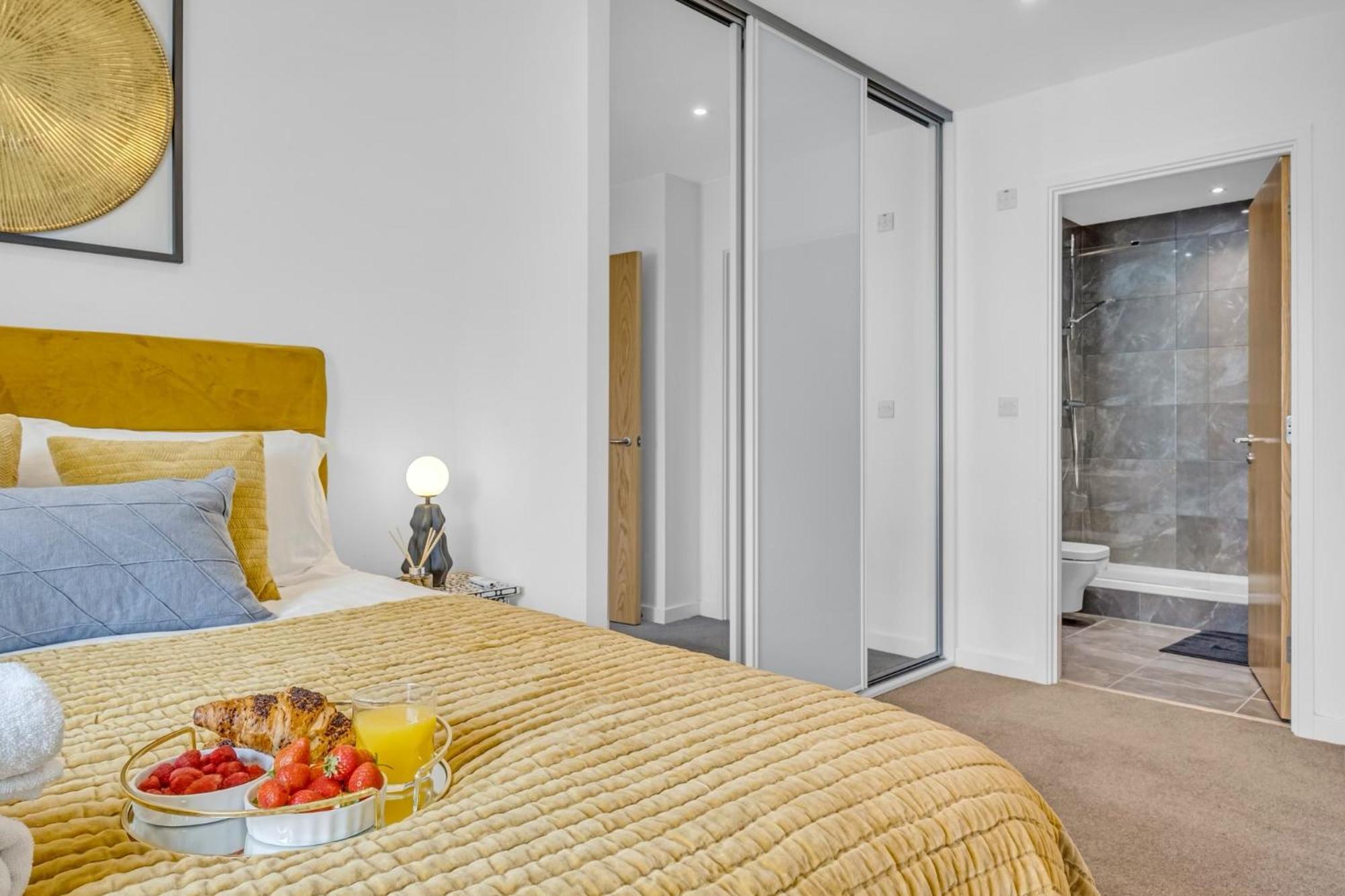 Luxurious & Glamorous Centrally Located 2 Bedroom 2 Bathroom Apartment - Central Birmingham - Secure Parking - Netflix Exterior foto