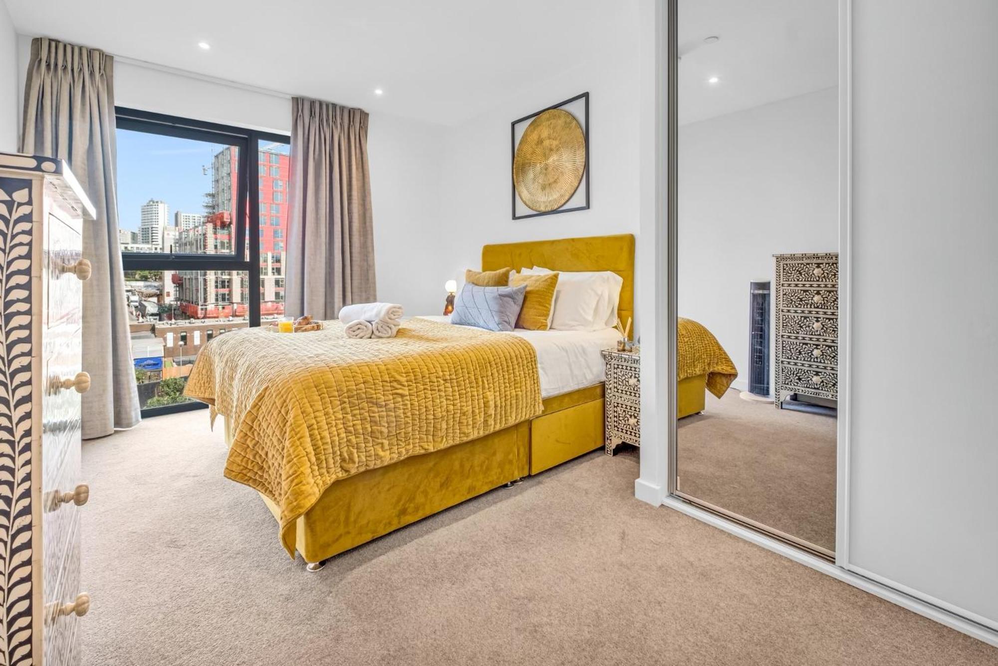 Luxurious & Glamorous Centrally Located 2 Bedroom 2 Bathroom Apartment - Central Birmingham - Secure Parking - Netflix Exterior foto